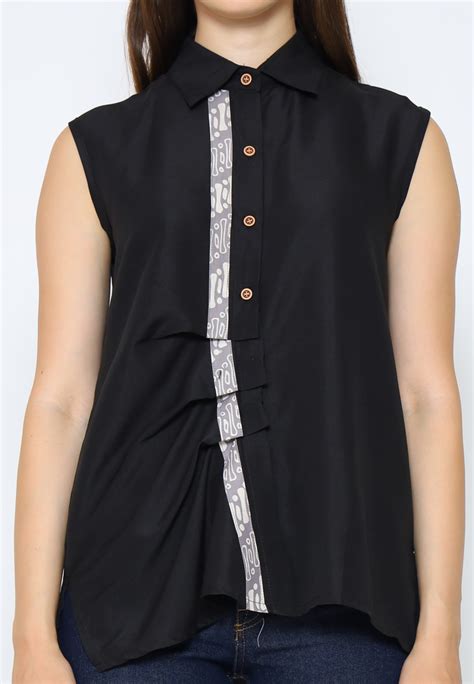 Aiko Shirt Black Bhatara Batik