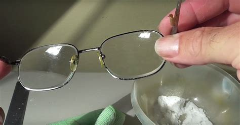 4 Simple Tricks To Remove Scratches From Your Eyeglasses Eyeglasses Glasses Eyeglass Lenses