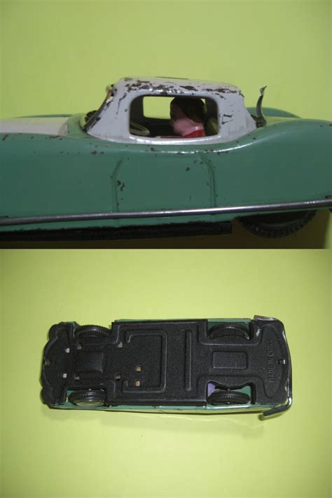 Metalni Stari Auto 2 71869349