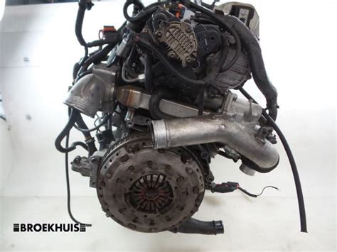 Engine Volvo V70 2 4 D5 20V AWD 6901044 279195