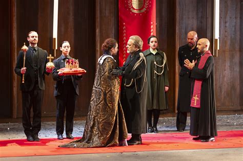 Il Teatro Fraschini Vince Il Premio Abbiati Teatro Fraschini Di