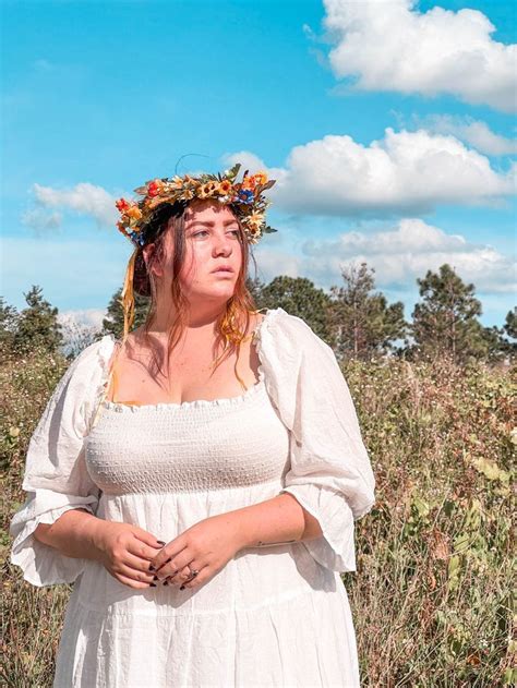 Midsommar Halloween Costume | Halloween costumes, Halloween inspo, Costumes