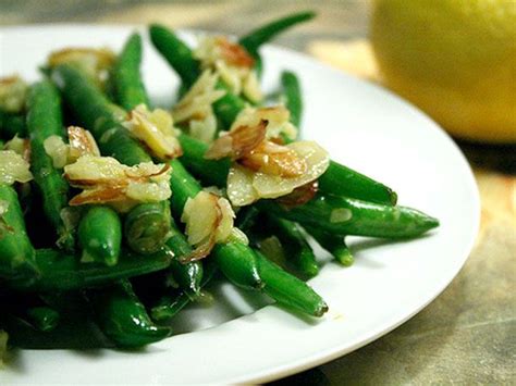 Haricots Verts Amandine French Style Green Beans With Almonds Recipe