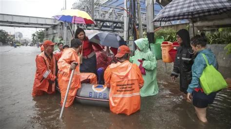 BNPB Sebut Banjir Di Jakarta Rendam Ribuan Rumah BBC News Indonesia