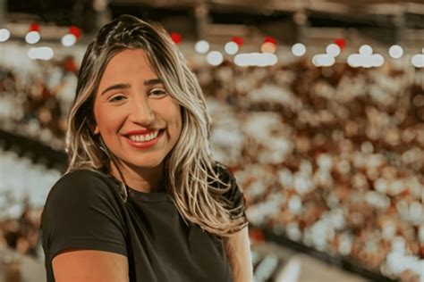 Jornalista Da Band Foi Confundida Atriz Porn Na Copa Muita Raiva