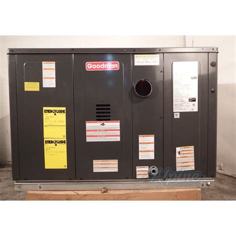 Goodman Gpg1430060m41 Item No 622752 2 5 Ton Cooling 60 000 Btu Heating