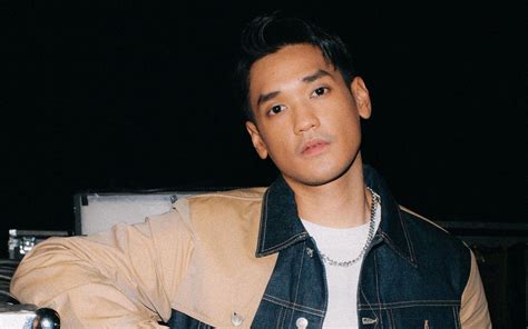 Tinggi Badan Afgan Jadi Perbincangan Saat Foto Bareng Artis Thailand