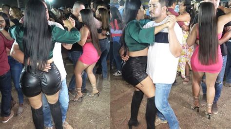 Estas CHICAS Se Llevaron La ATENCION De Los CAMAROGRAFOS En El Baile