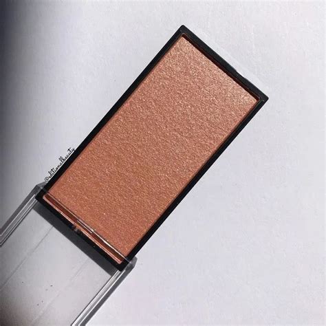 Surratt Artistique Blush Review Swatches Editional Beauty Swatch