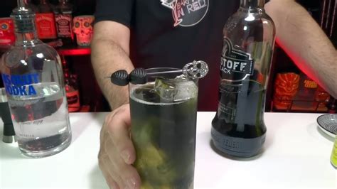 COMO HACER EL VODKA TONIC CISNE NEGRO YouTube