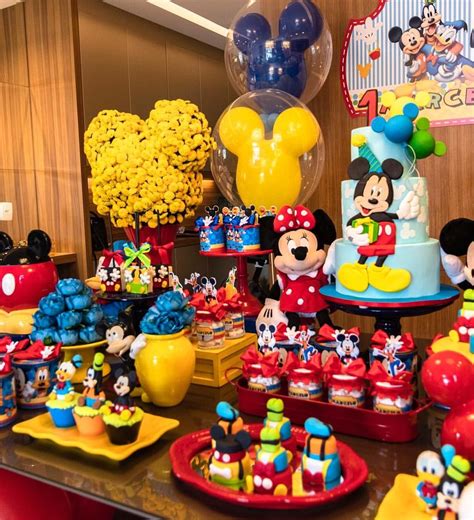 MICHELLE BELLOT On Instagram Uma Festa Intimista O Mickey E Sua