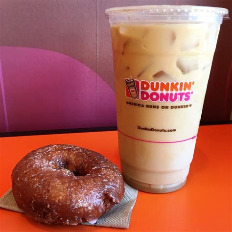 Dunkin Donuts Caramel Swirl Iced Coffee With Cream