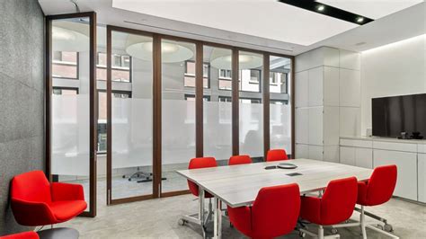 9 Private Office Layout Ideas for Productivity and Functionality | Raydoor