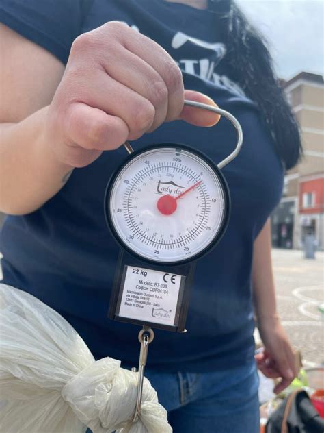 PLASTIC FREE IN PIAZZA DEL POPOLO RACCOLTI CHILI DI SIGARETTE Latina TU