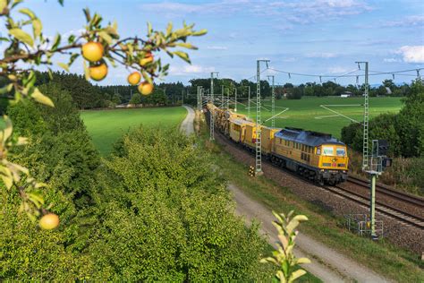 01 09 22 DB Bahnbau 233 493 mit Bauzug Kornbach Spätsommer Flickr