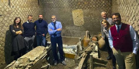 Il Tesoro Di Pompei Riemerge Intatta La Stanza Degli Schiavi Foto