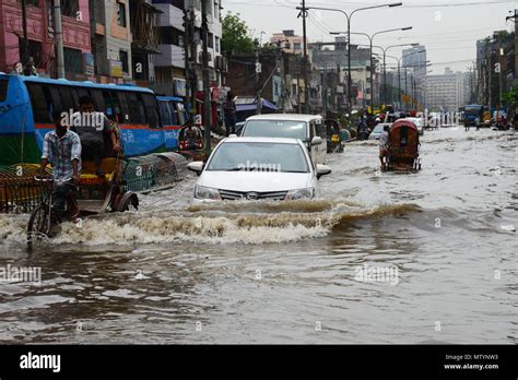 Dhaka Bangladesh St May Vehicles And Rickshaws Try Driving