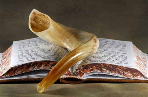 Ji Taps Into Yom Kippur Jewish Interactive