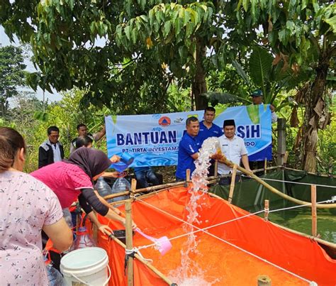 Musim Kemarau Aqua Bergerak Bantu Pasokan Air Bersih Kepada Masyarakat