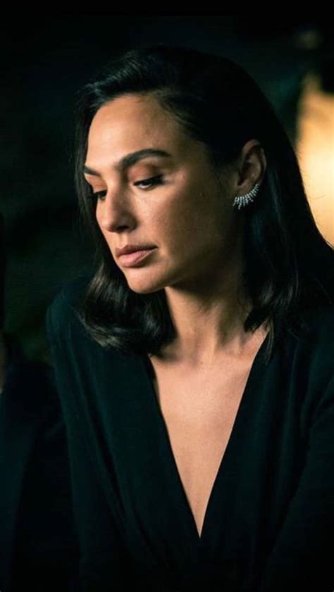 Pin De Stephen Hartley En Gal Gadot En 2024 Mujer Maravilla Actriz