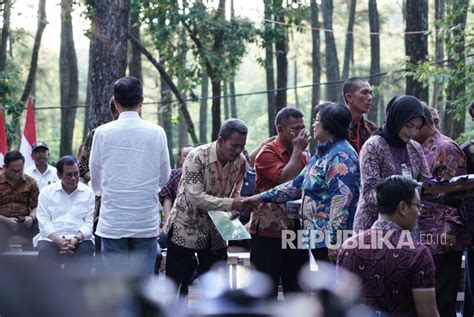 Presiden Serahkan Sk Perhutanan Sosial Di Sumatera Selatan Republika