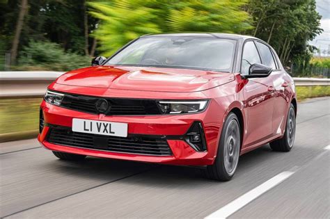 Vauxhall Astra Plug In Hybrid Review Car Review Rac Drive