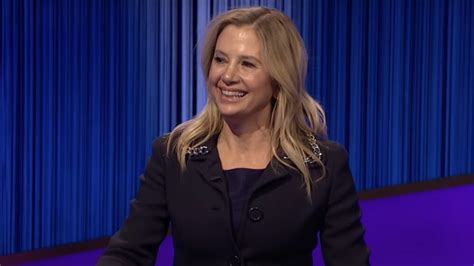 'Celebrity Jeopardy!': Mira Sorvino Wins Big After Shocking 'DWTS ...