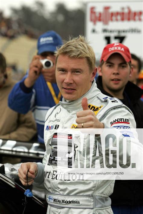 Mika H Kkinen Finnland Mercedes Thumbs Up Motorsport Herren