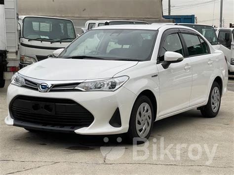 Toyota Axio Hybrid X For Sale In Baridhara Bikroy