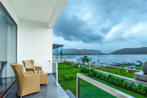 ZANA Lake Resort, Udaipur - Zana Resorts