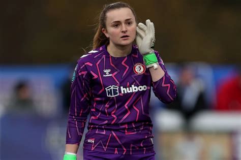 Fran Bentley Stands Tall For Bristol City Women But Robins Are Left