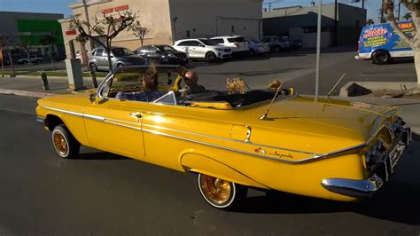 Tupac S 1961 Chevrolet Impala Has Resurfaced As A Hopping Long Beach Lowrider Autoevolution