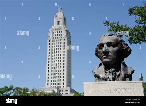 Louisiana, Baton Rouge. Louisiana State Capitol building. The 34-story "new" building is the ...