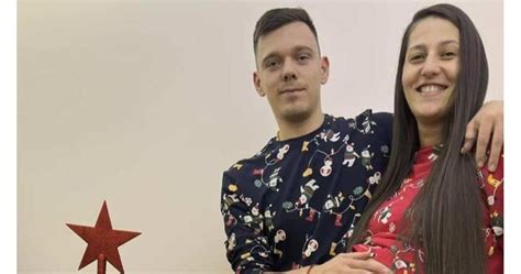 Спортна двойка се сдоби с близнаци