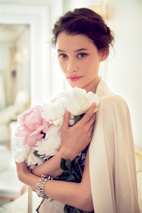 Astrid Berges Frisbey Women Model Spanish Brunette Flowers Wallpaper