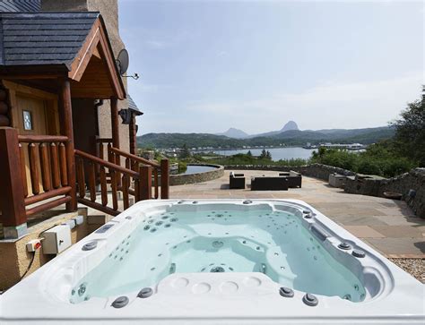 View A Lovely Range Of Self Catering Holiday Cottages With Hot Tubs In