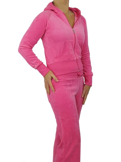 Women Tracksuit Sets Custom Velvet Velour Embroidery Logo Full Sleeves Wholesale Tracksuit Sets