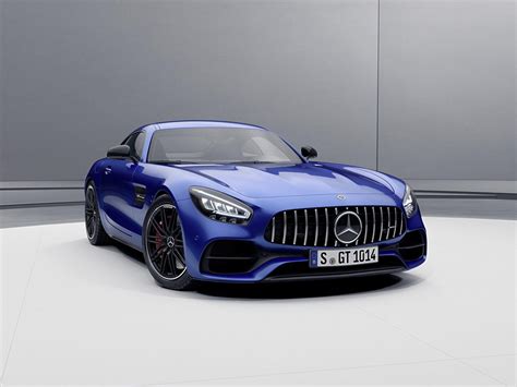 Mercedes-AMG GT nadograđen ispod poklopca motora, osnovna inačica sada ...