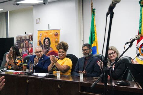 Deputados Instalam Frente Parlamentar Pela Educação Antirracista Na Al