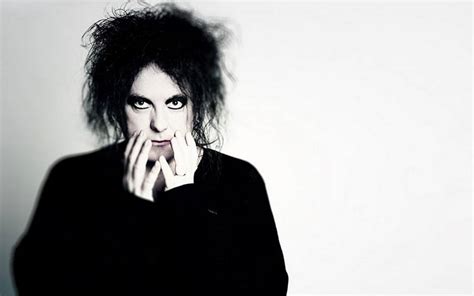 Celebra Robert Smith A Os Con Disco Y Documental Sobre The Cure