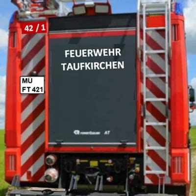 Hilfeleistungsfahrzeug HLF Freiwillige Feuerwehr Taufkirchen