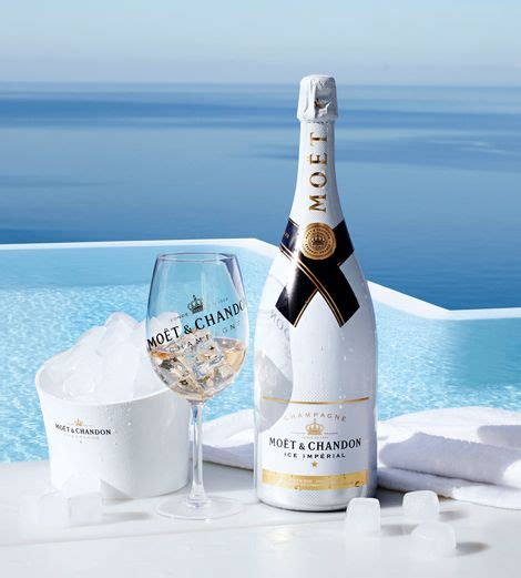 Moët And Chandon Champagnes Fine And Vintage Champagne France Luxury