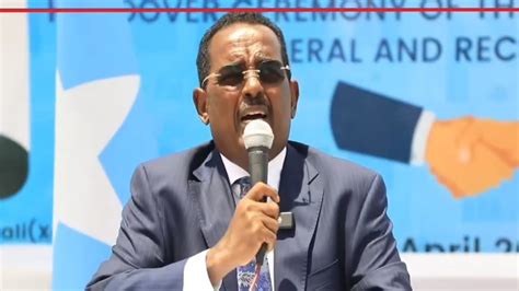 Wasiirka Cusub Ee Arimaha Gudaha Oo Ka Hadlay Khilaafka Puntland Iyo