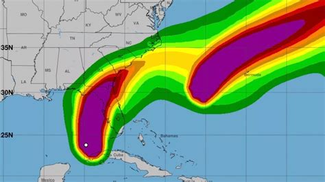 Frightening Storm Maps Show Hurricane Idalia Looping Around To Hit