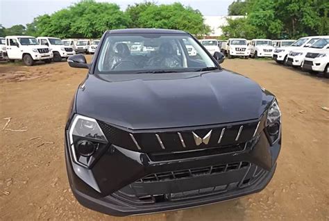 Mahindra Xuv 3xo Most Affordable Mx1 Base Trim In A Walkaround Video Star Auto News