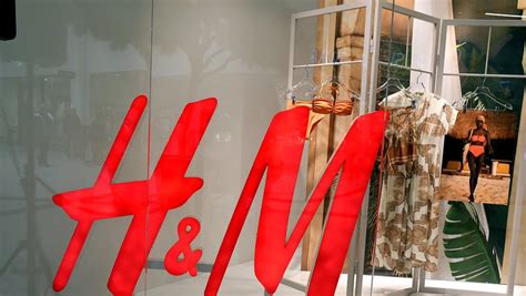 Prêt-à-porter: H&M vend désormais des vêtements d'occasion dans un ...