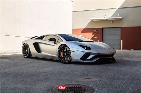 Lamborghini Aventador S Silver ANRKY AN22 Wheel | Wheel Front