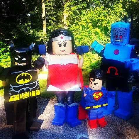 DIY Lego Justice League Family Costume - Costume Yeti