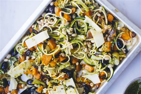 Pasta De Calabacín Con Verduras Horneadas Y Pesto Being Biotiful