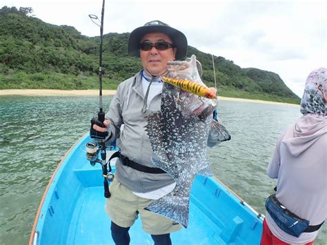 Pb060015 西表島の釣り、シュノーケル、滝への少人数ツアー【島道楽】